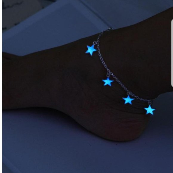 Glow Jewelry - NWT Women Glow in the Dark Stars Adjustable Anklet